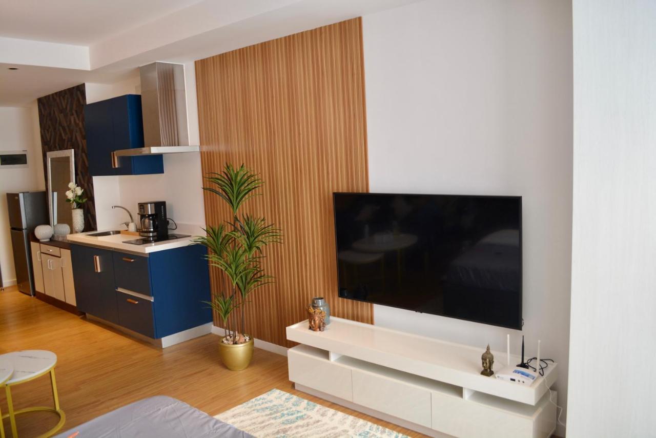 Luxxe Interior Design Condo - Novotel Residences At Acqua Private Residences Mandaluyong Buitenkant foto