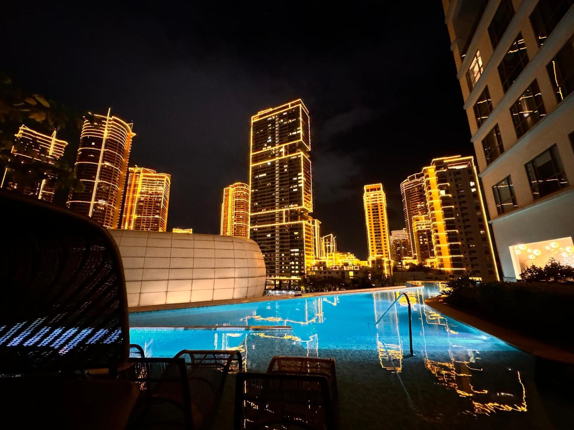 Luxxe Interior Design Condo - Novotel Residences At Acqua Private Residences Mandaluyong Buitenkant foto